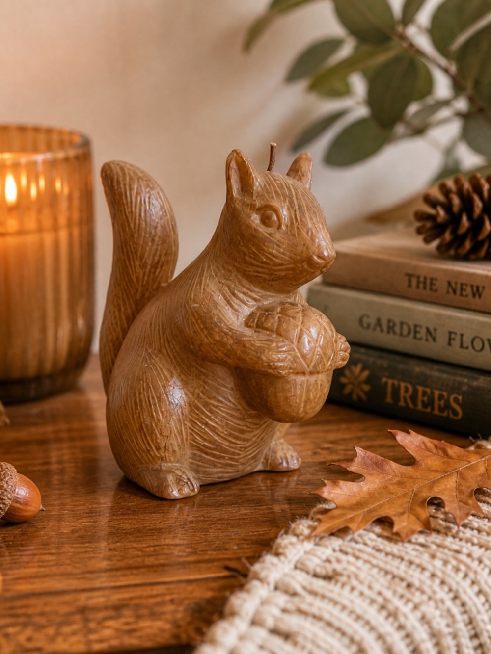 Vintage Pottery Barn Squirrel Candle Woodland Fall Decor Acorn Brown 5.25”